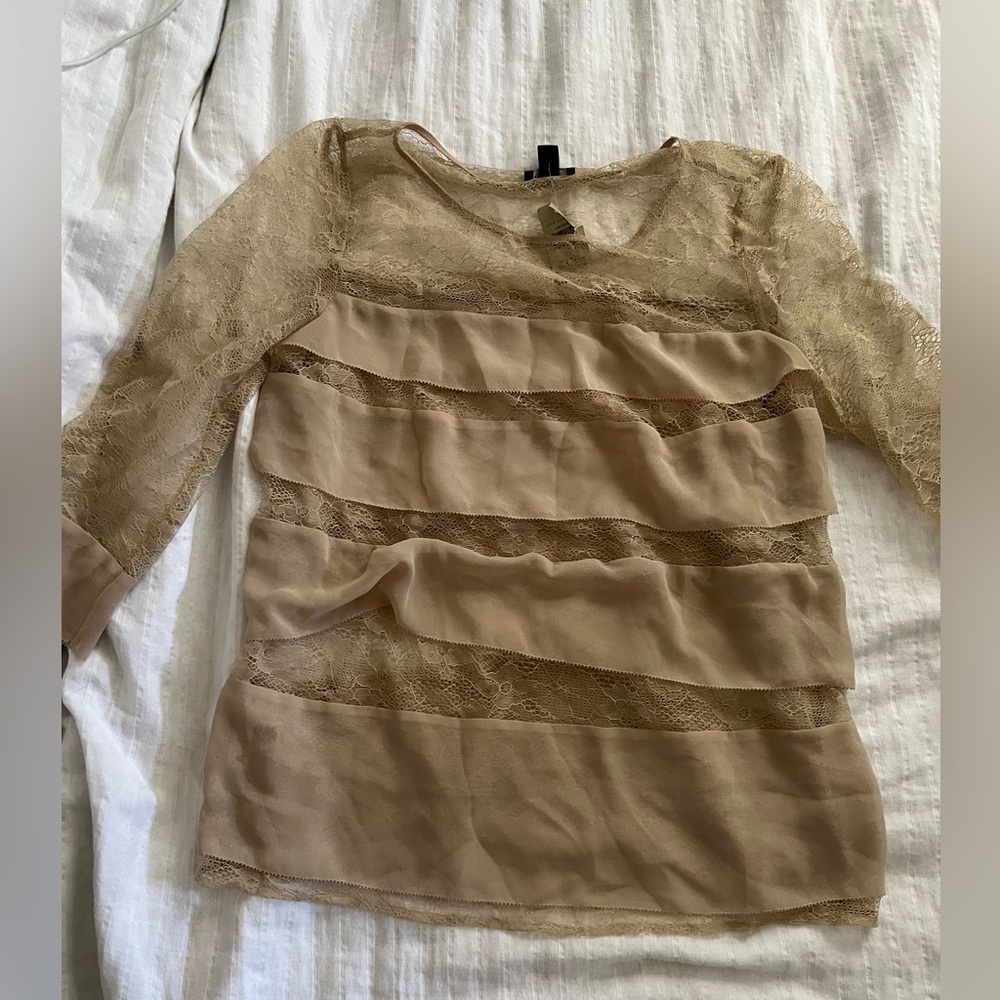NWOT Banana Republic tiered-lace sheer blouse in size small